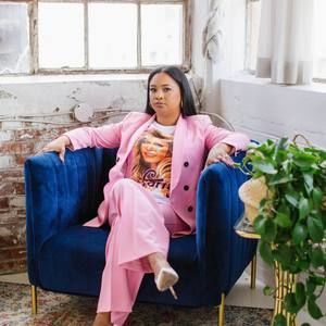 Meet your Posher, Treasa